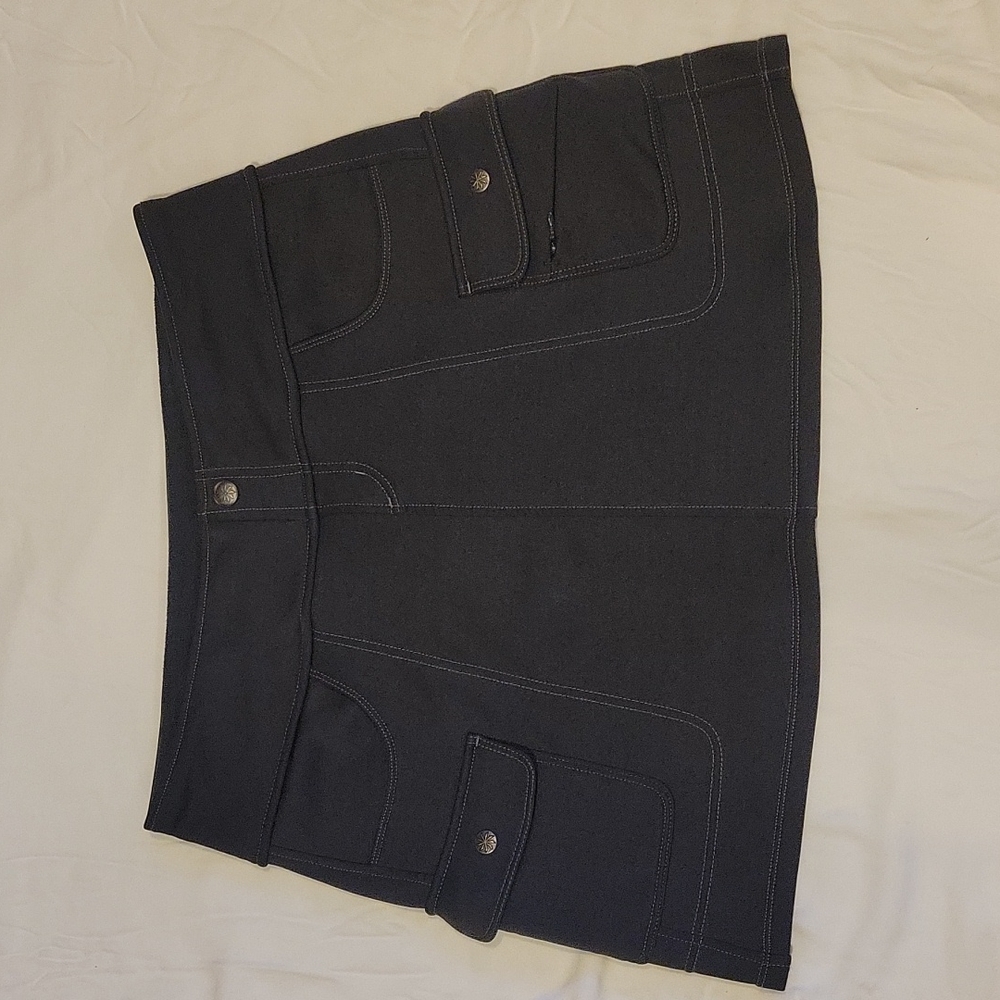 Athleta Knit/Fleece Gray Skirt size Medium